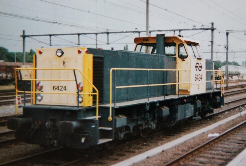 6424